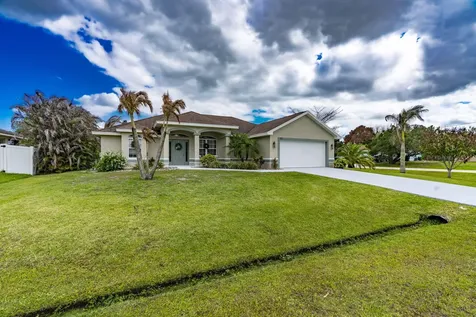 270 SW Parish Terrace Port St Lucie FL 34984