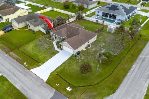 270 SW Parish Terrace Port St Lucie FL 34984