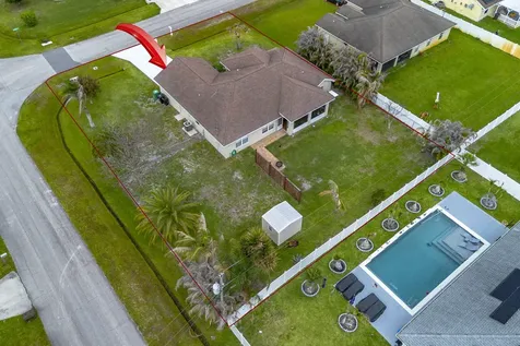 270 SW Parish Terrace Port St Lucie FL 34984