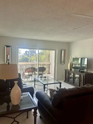 410 SE 2nd Street Hallandale Beach FL 33009