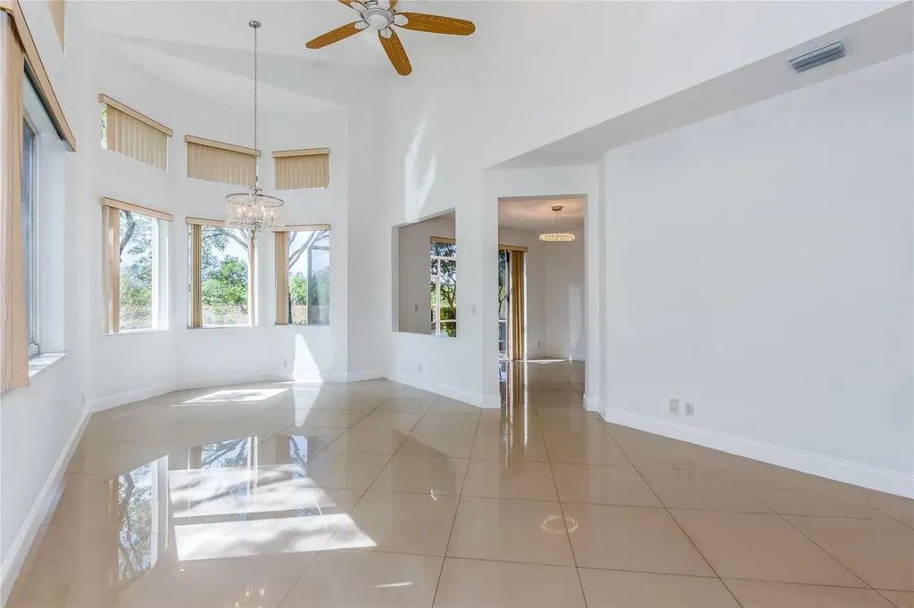 5704 NW 127th Terrace Coral Springs FL 33076
