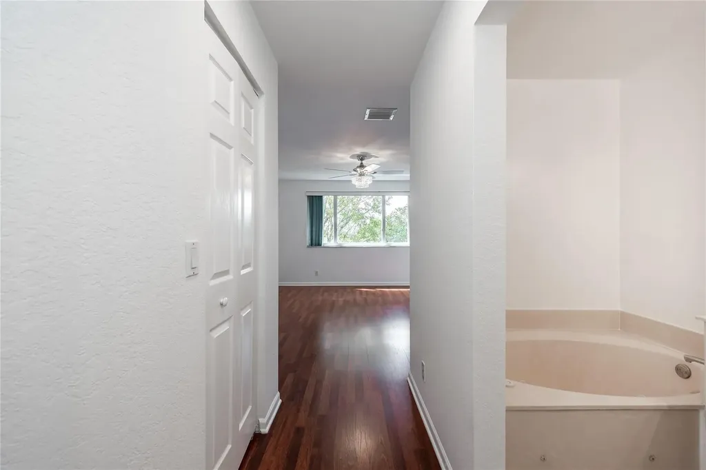 5704 NW 127th Terrace Coral Springs FL 33076