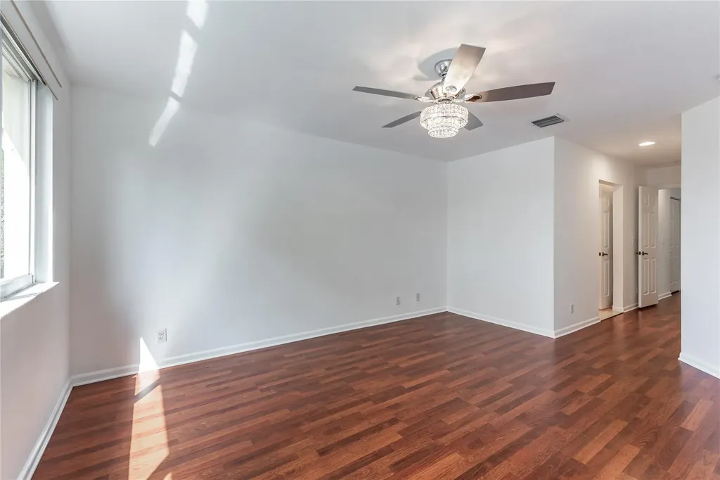 5704 NW 127th Terrace Coral Springs FL 33076