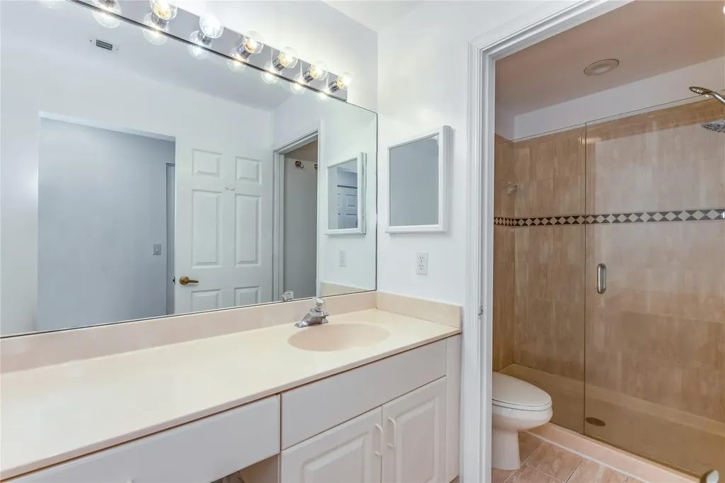 5704 NW 127th Terrace Coral Springs FL 33076