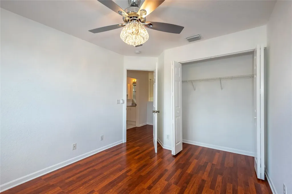 5704 NW 127th Terrace Coral Springs FL 33076