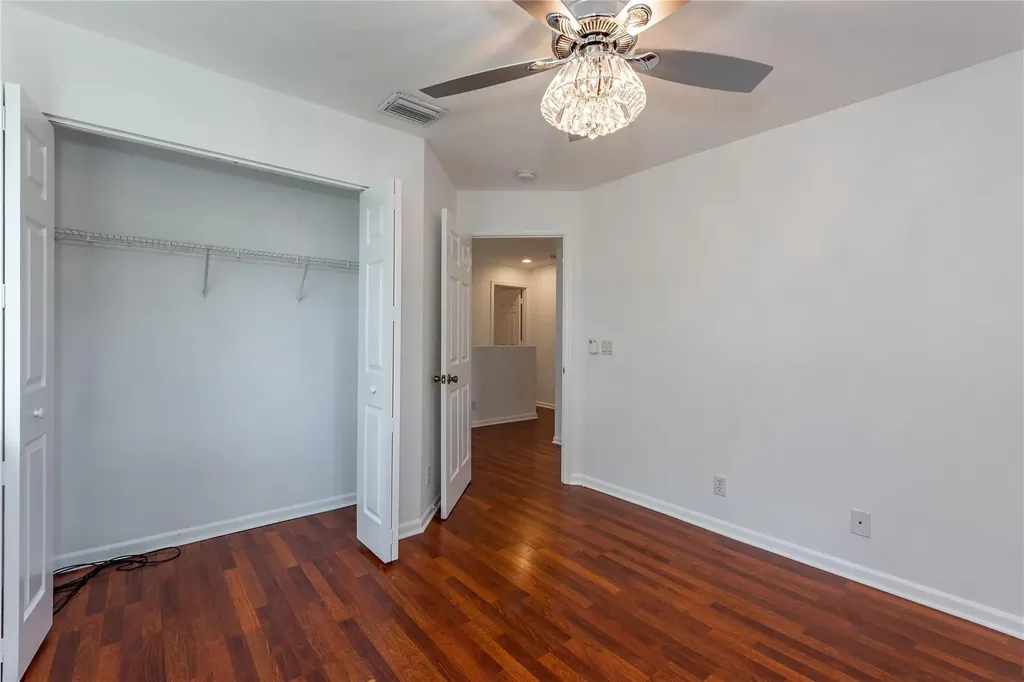 5704 NW 127th Terrace Coral Springs FL 33076