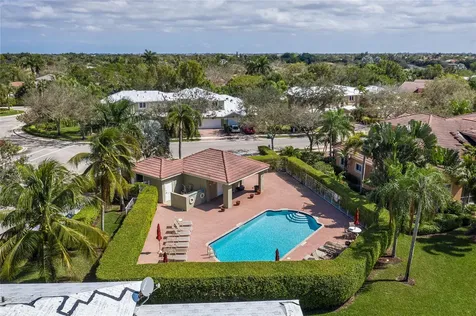 5704 NW 127th Terrace Coral Springs FL 33076