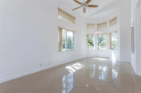 5704 NW 127th Terrace Coral Springs FL 33076