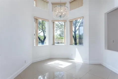 5704 NW 127th Terrace Coral Springs FL 33076