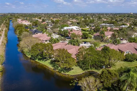 5704 NW 127th Terrace Coral Springs FL 33076