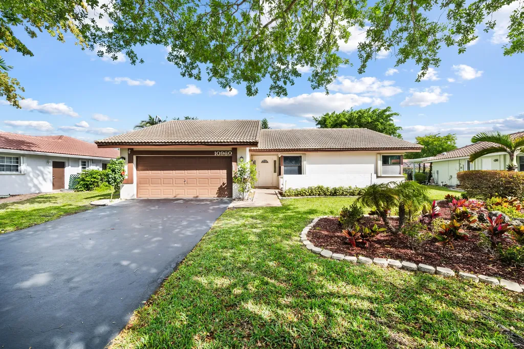 10960 NW 17th Place Coral Springs FL 33071