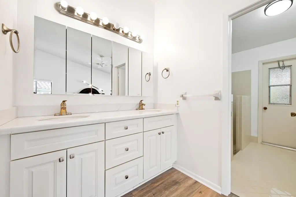 10960 NW 17th Place Coral Springs FL 33071
