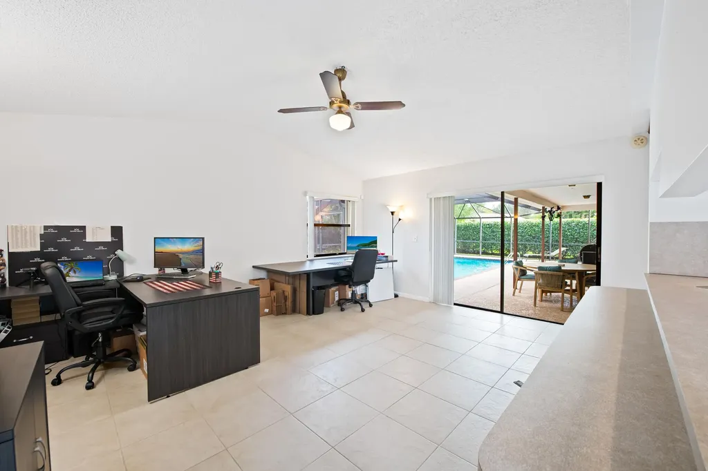 10960 NW 17th Place Coral Springs FL 33071
