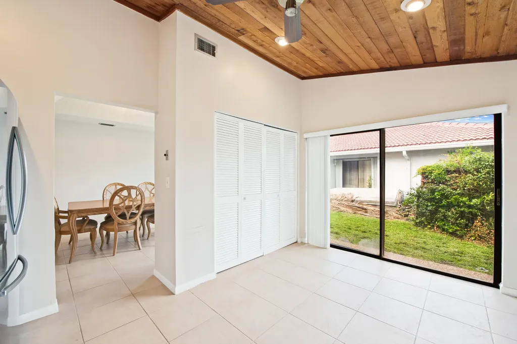 10960 NW 17th Place Coral Springs FL 33071