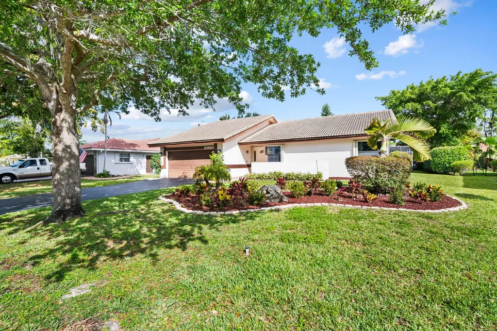 10960 NW 17th Place Coral Springs FL 33071