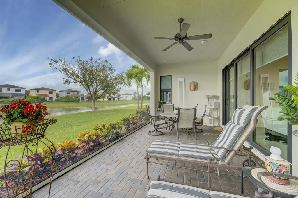 16148 Key Biscayne Lane Westlake FL 33470