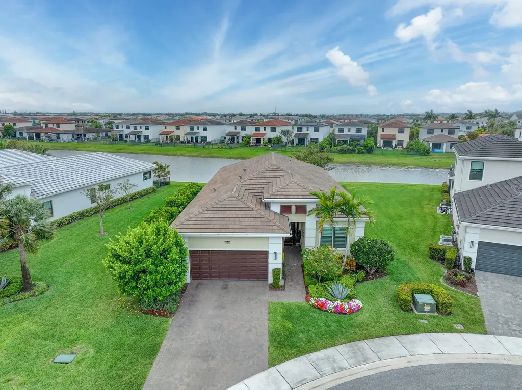 16148 Key Biscayne Lane Westlake FL 33470