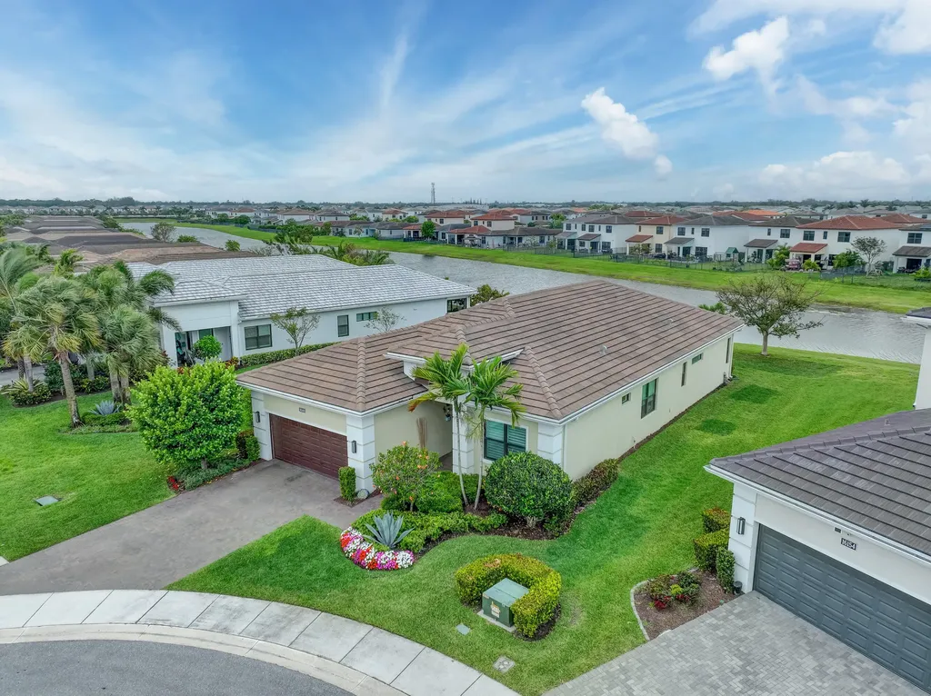 16148 Key Biscayne Lane Westlake FL 33470