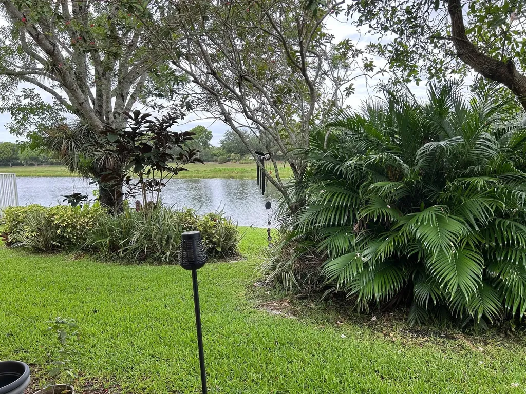 759 Gazetta Way West Palm Beach FL 33413