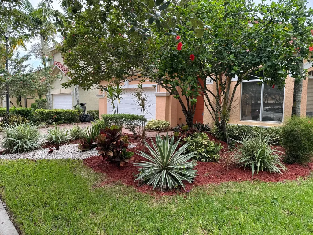 759 Gazetta Way West Palm Beach FL 33413