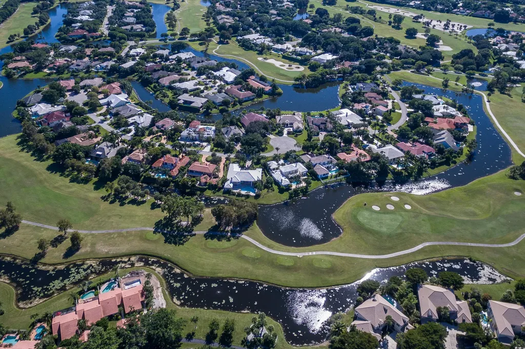 11863 Wimbledon Circle Wellington FL 33414