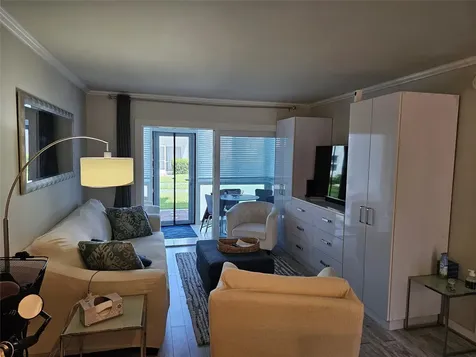 1461 S Ocean Boulevard Lauderdale By The Sea FL 33062