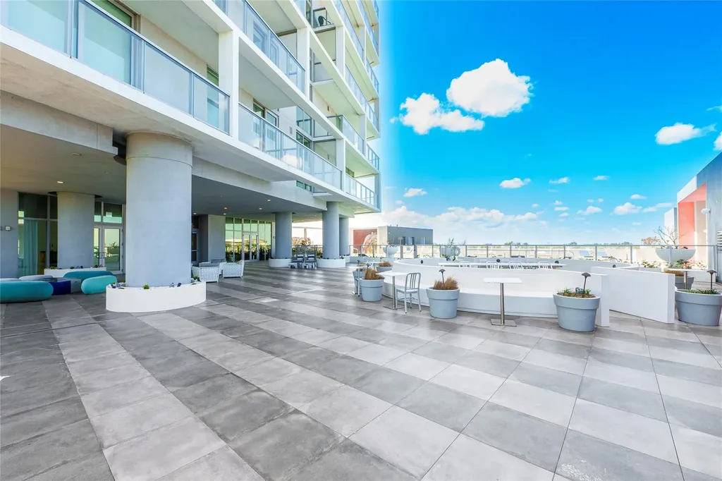 2000 Metropica Way Sunrise FL 33323