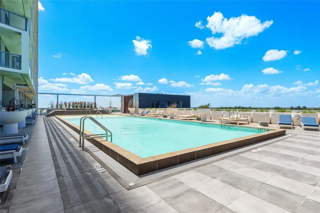 2000 Metropica Way Sunrise FL 33323