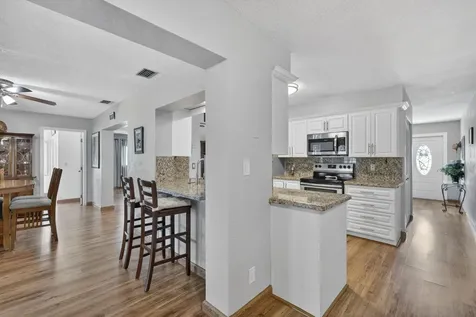 7005 NW 95th Terrace Tamarac FL 33321