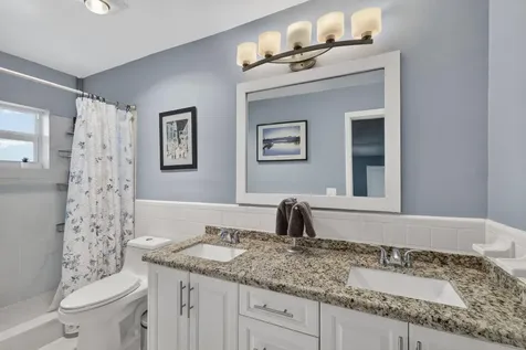 7005 NW 95th Terrace Tamarac FL 33321