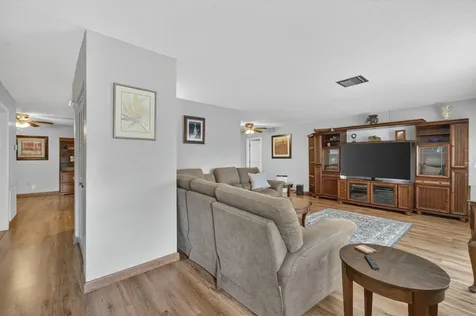 7005 NW 95th Terrace Tamarac FL 33321