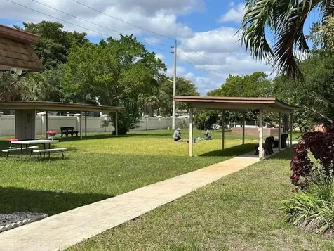 7005 NW 95th Terrace Tamarac FL 33321