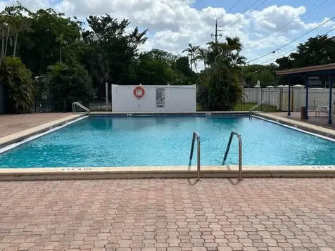 7005 NW 95th Terrace Tamarac FL 33321
