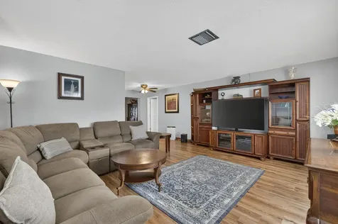 7005 NW 95th Terrace Tamarac FL 33321