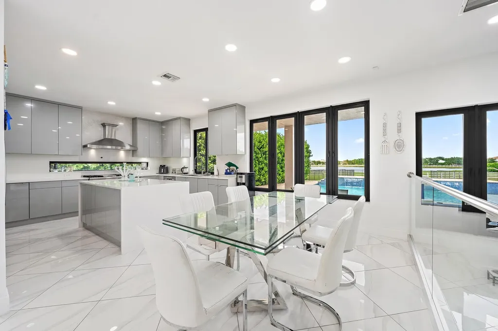 9475 Equus Circle Boynton Beach FL 33472