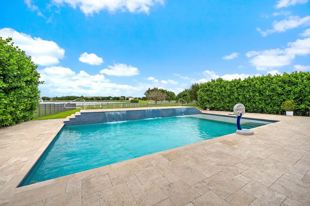 9475 Equus Circle Boynton Beach FL 33472