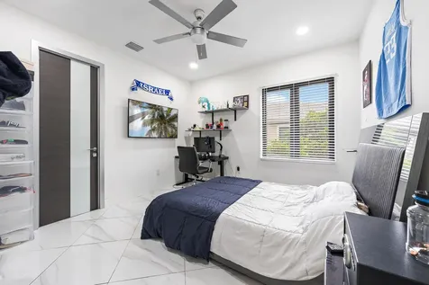 9475 Equus Circle Boynton Beach FL 33472