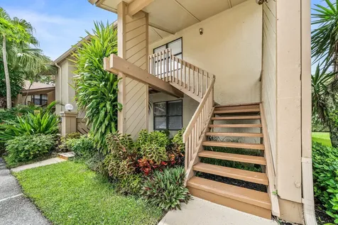 13105 Belhaven Court Wellington FL 33414