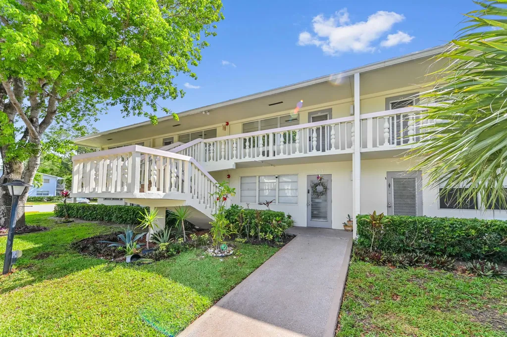 259 Newport P Deerfield Beach FL 33442