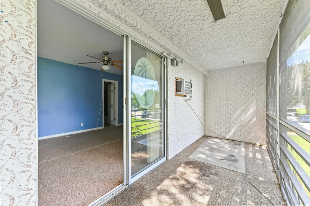 259 Newport P Deerfield Beach FL 33442