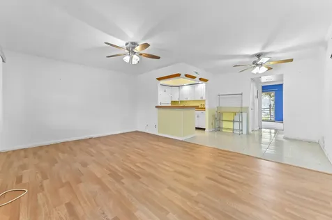 259 Newport P Deerfield Beach FL 33442