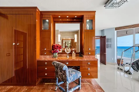 1460 S Ocean Boulevard Lauderdale By The Sea FL 33062