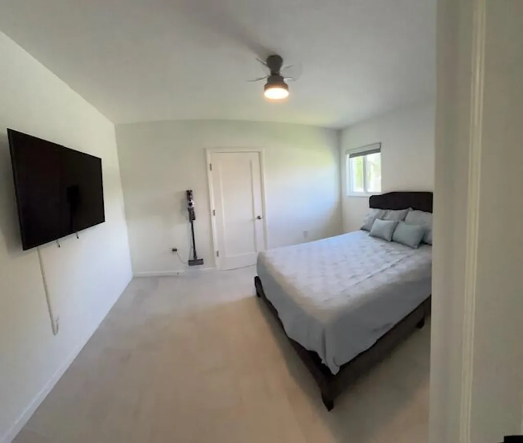 1107 S 15th Avenue Hollywood FL 33020