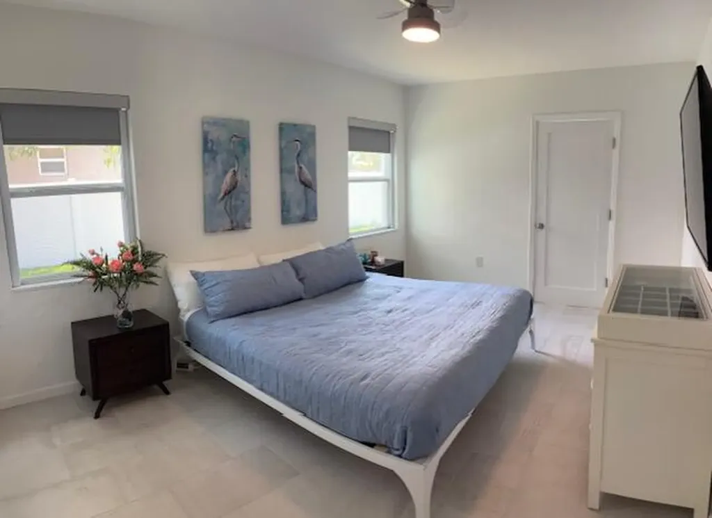 1107 S 15th Avenue Hollywood FL 33020