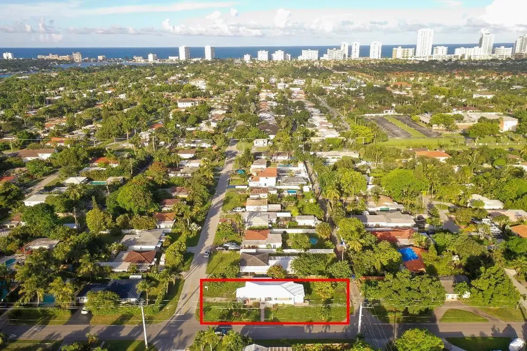 1107 S 15th Avenue Hollywood FL 33020