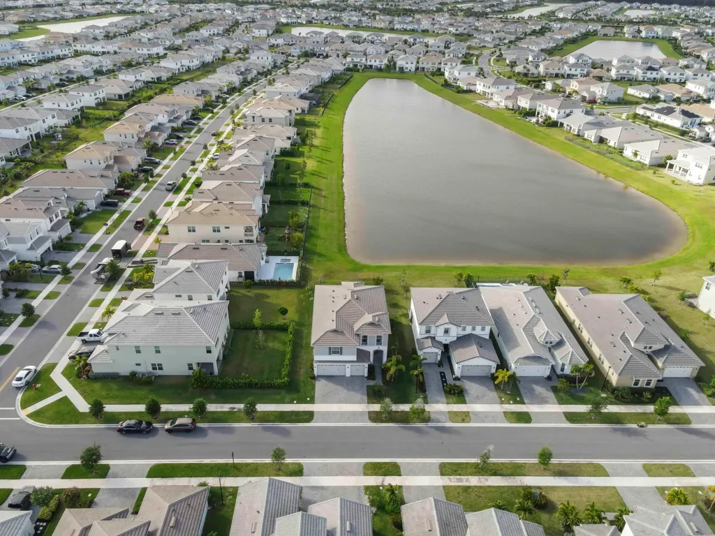 5236 Liberty Lane Westlake FL 33470