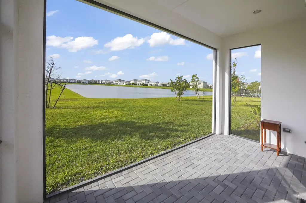 5236 Liberty Lane Westlake FL 33470