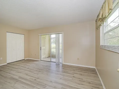 4 Vista Palm Lane Vero Beach FL 32962