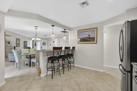 23 Lexington Lane W Palm Beach Gardens FL 33418