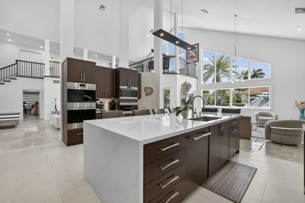 2920 NE 47th Street Lighthouse Point FL 33064